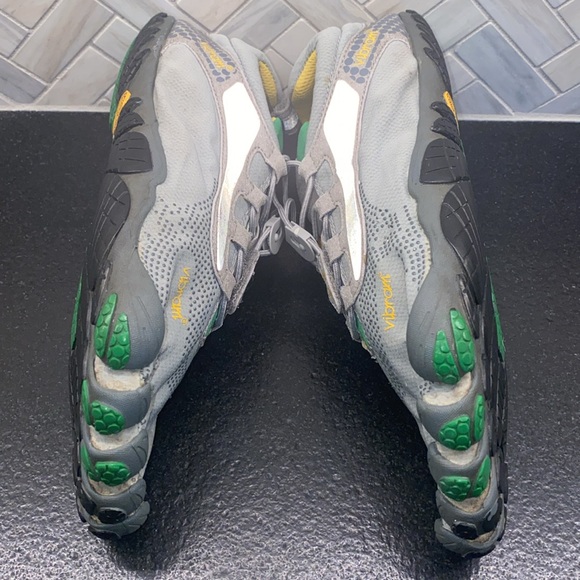 VIBRAM 5 Finger Shoes - Picture 6 of 10